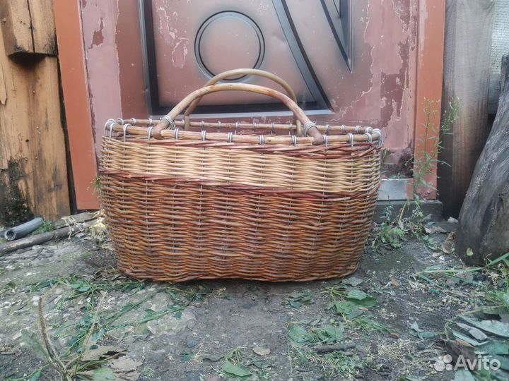 Корзина плетеная