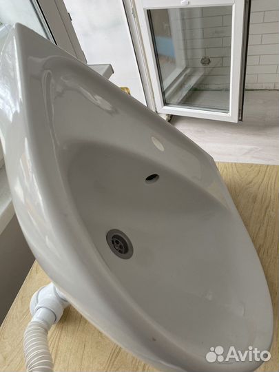 Раковина в ванную бу