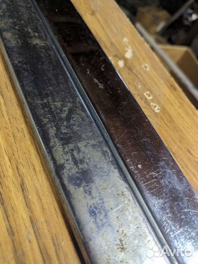 Молдинги на низ дверей газ 21 Волга СССР