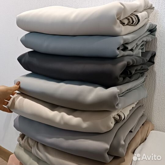 Шторы новые блэкаут комплект 4м (2шт по 2м)