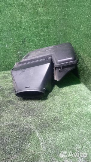 Корпус воздушного фильтра Renault Megane