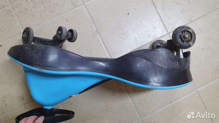 Машинка каталка детская