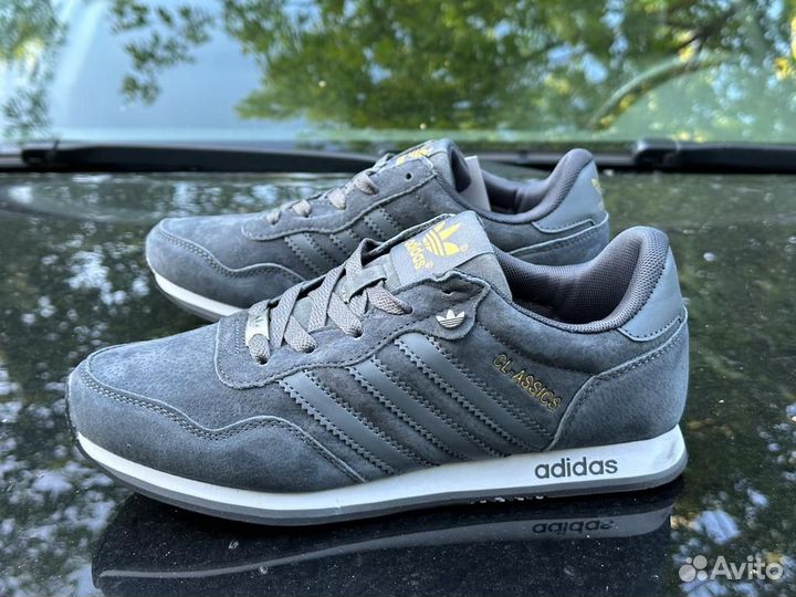Кроссовки Adidas Classic