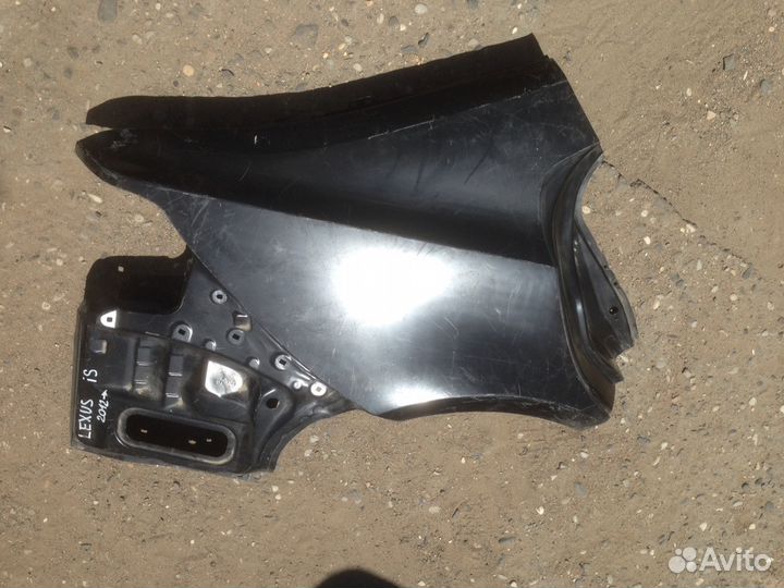 Крыло Lexus is 13-17г