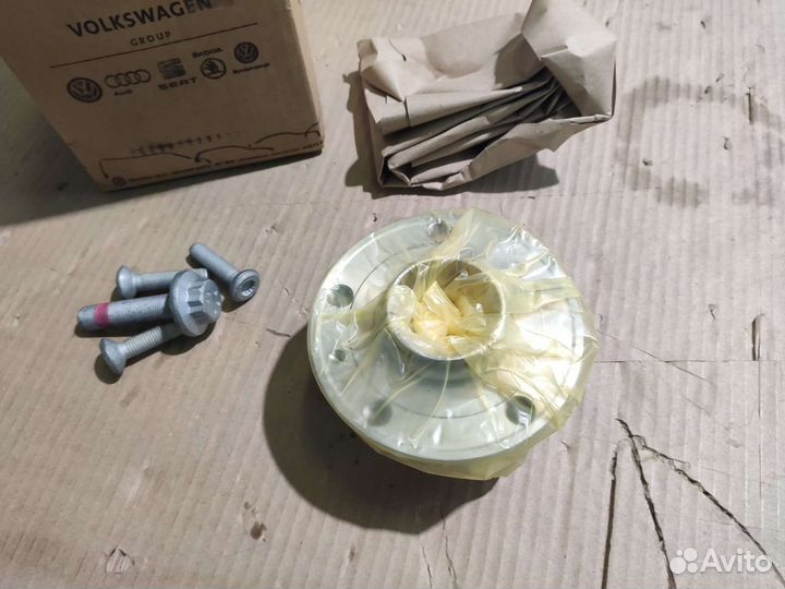 Ступица задняя 8V0598625C