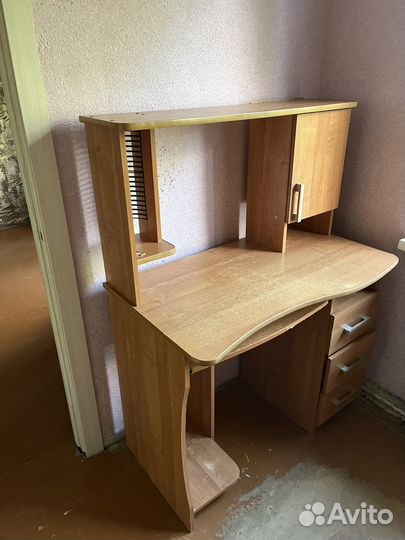 Компьютерный стол бу