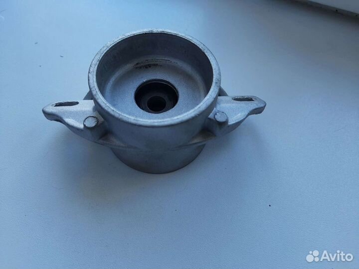 Опора стойки амортизатора