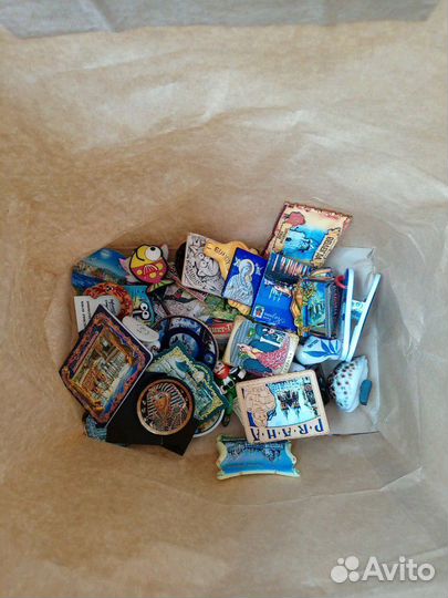 Коллекция магнитиков