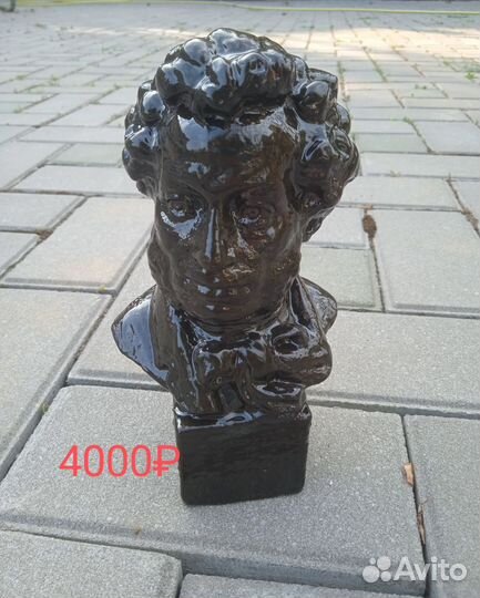 Бюст А. С. Пушкина