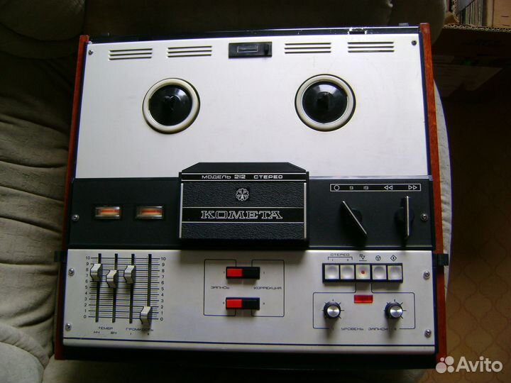 Магнитофон Комета - 212 - Стерео