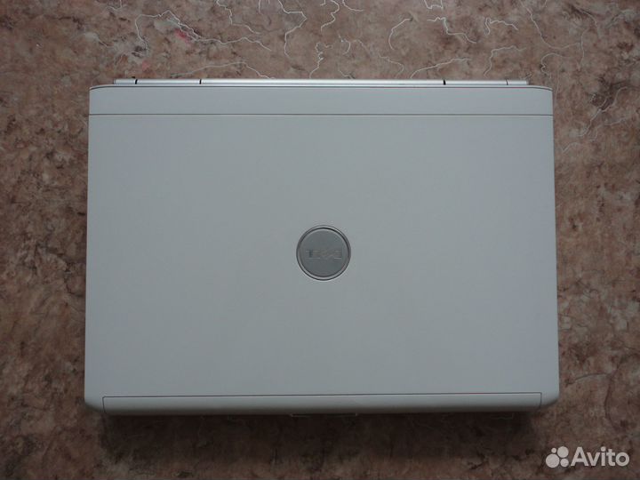 Отличный ноутбук / 17 дюймов / новая батарея