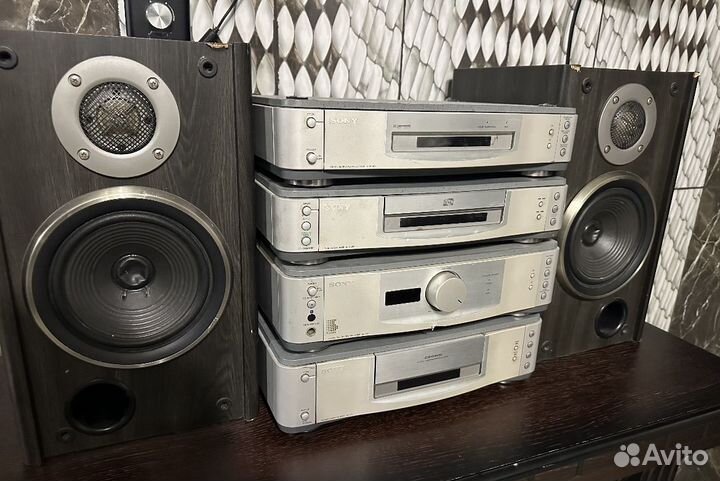 Музыкальный центр Sony