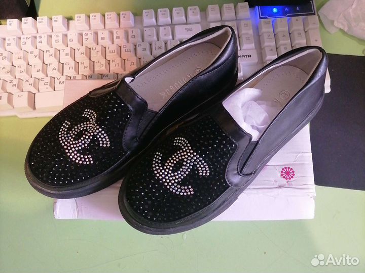 Слипоны для девочки