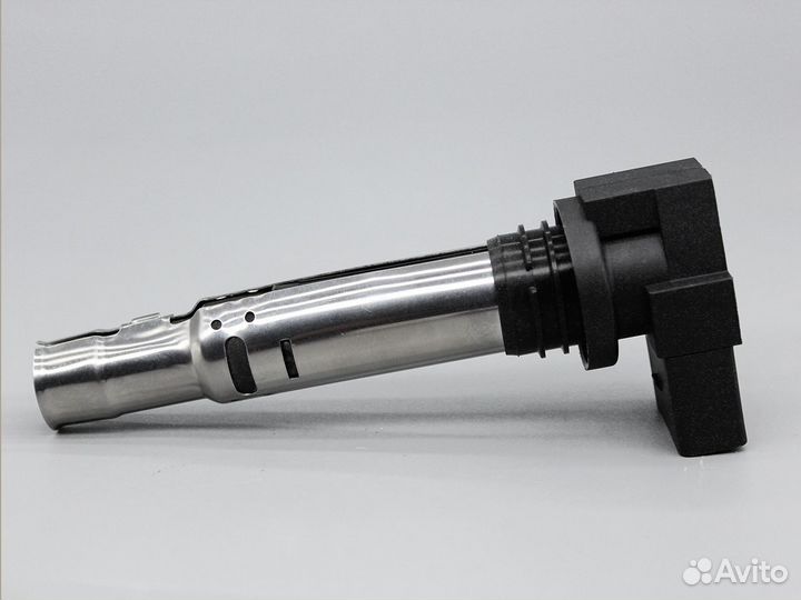 Катушка зажигания Audi, Volkswagen - 036905715 ZAQ