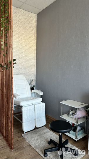 Аренда рабочего места мастера маникюра/педикюра