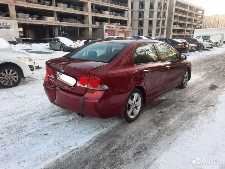 Honda Civic 4D FD7 в полный разбор