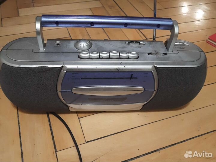 Магнитола Bork RA SAT 2205 SI