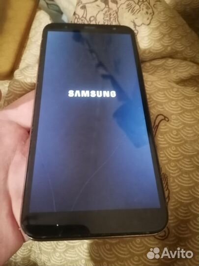 Работающий Samsung j4 plus
