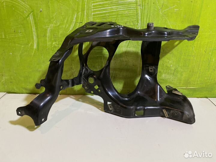 Кронштейн фары левой BMW 7 E65 E66 51717022967