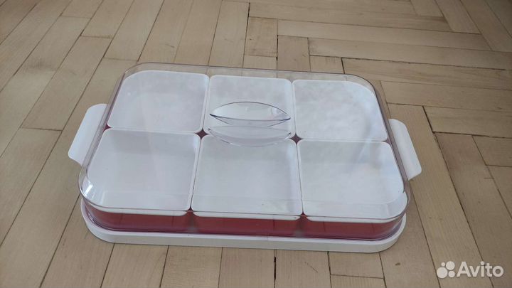 Менажница пластиковая с крышкой