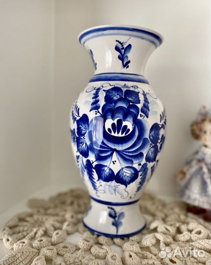 Вазы, кувшины гжель