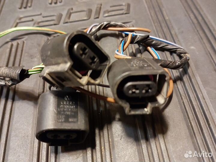 Разъем 1j0973722