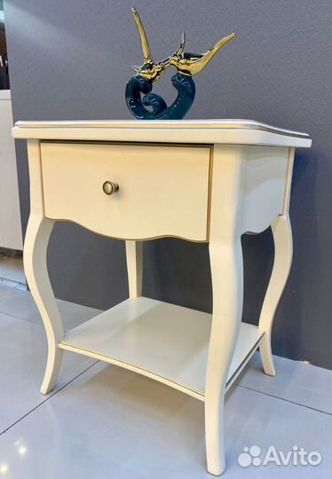 Тумба прикроватная массив Бука