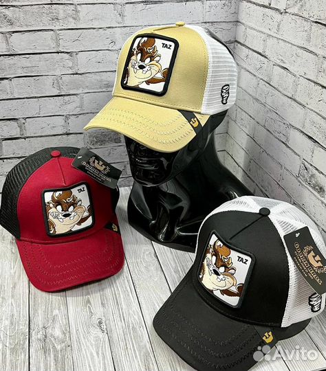 Кепка с рисунком бейсболка