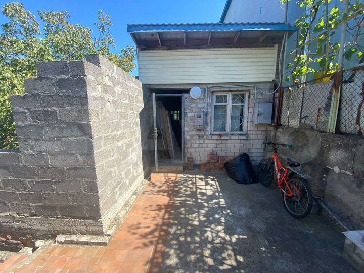 Дом 64 м² на участке 3,8 сот.