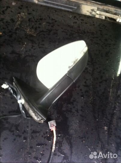 Зеркало левое на VW Passat b7 2013г