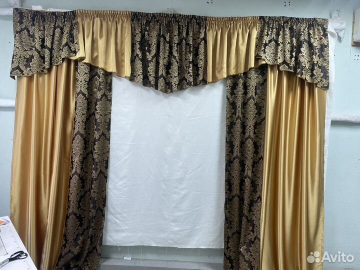 Шторы с ламбрекеном