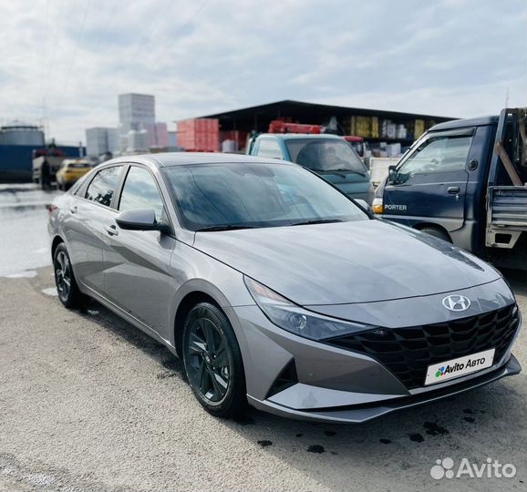 Hyundai Elantra 2.0 AT, 2022, 3 300 км