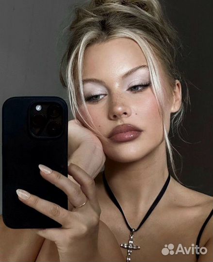 Белые сатиновые тени Pupa