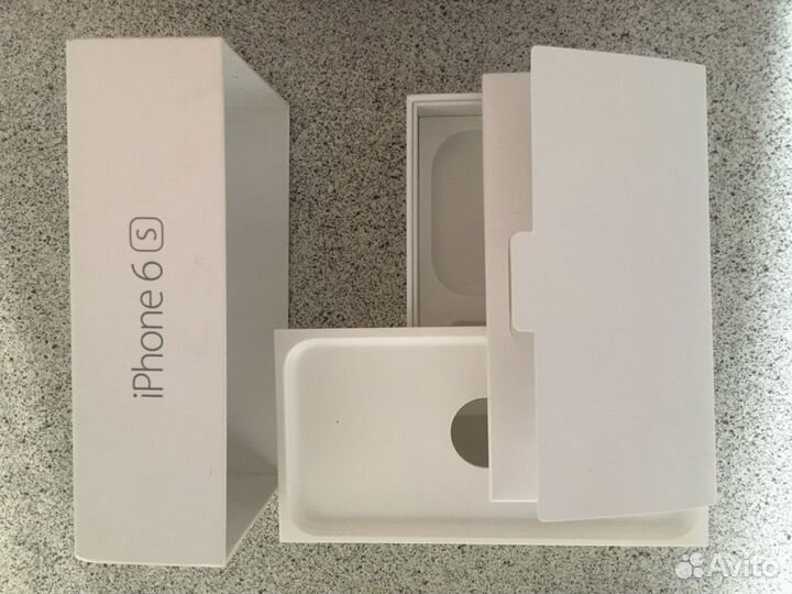 Коробка от телефона