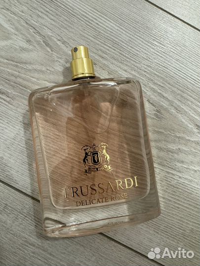 Trussardi delicate rose туалетная вода