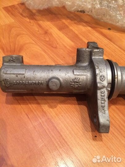 Главный тормозной цилиндр