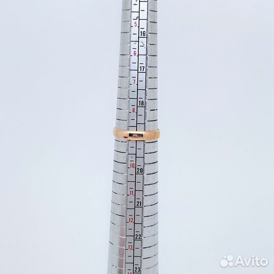 Золотое кольцо 585пр. вес: 1,46гр. размер: 18,8