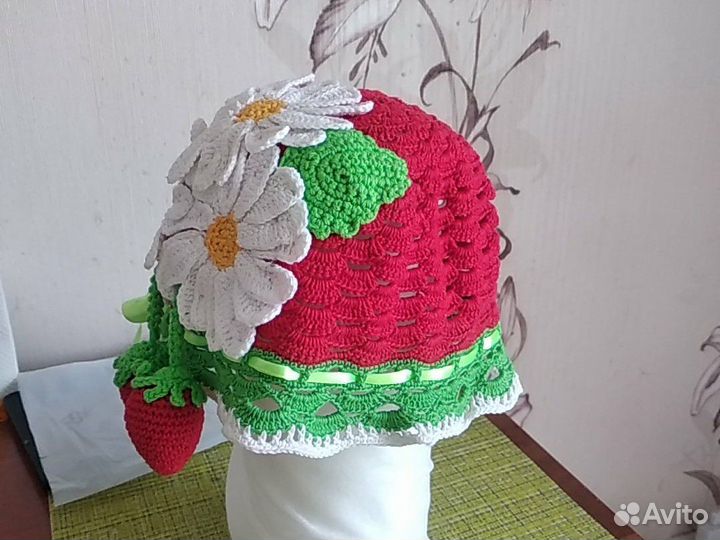 Шапочка- клубничка