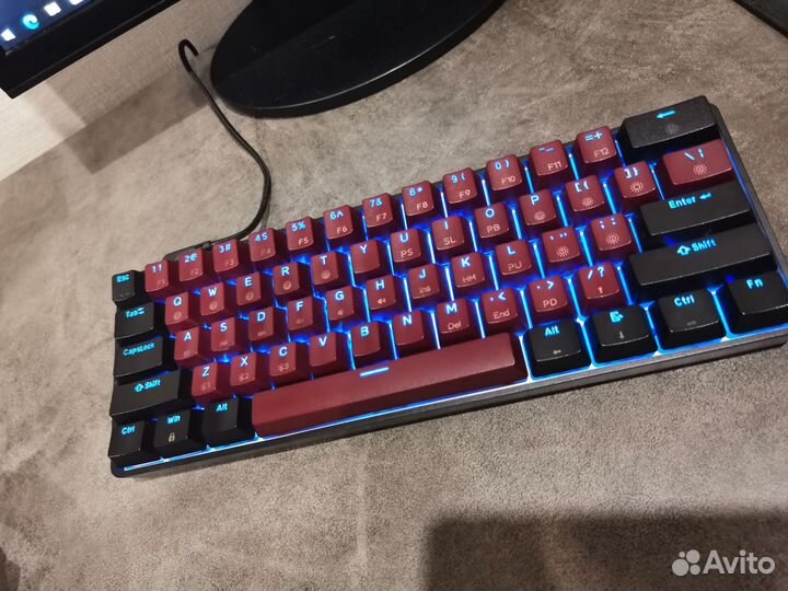 Механическая клавиатура gk61