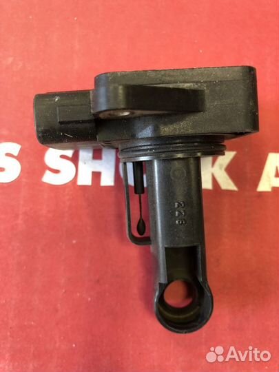 Датчик массового расхода воздуха Toyota