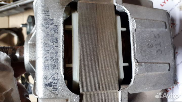 Двигатель от стиральной машинки Индезит