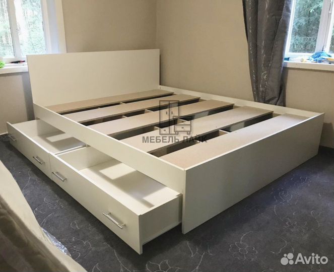 Кровать двухспальная