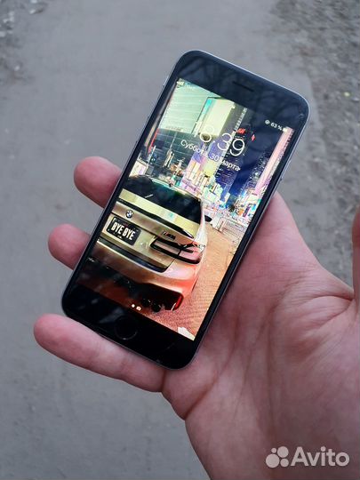 iPhone 6S, 64 ГБ