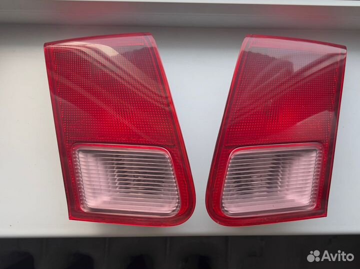 Стопы на крышку багажника honda civic ferio ES