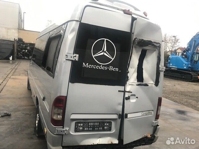 Насос водяной Mercedes Sprinter, 2003