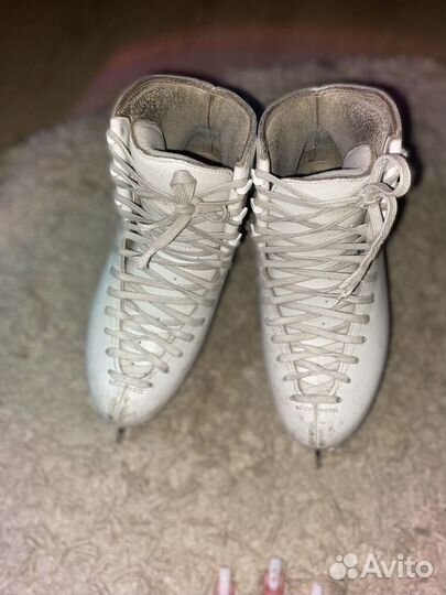 Фигурные коньки edea