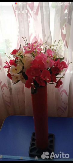 Искусственные цветы орхидеи и розы