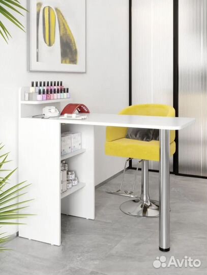 Маникюрный стол складной