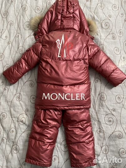 Костюм зимний для девочки Moncler 92р