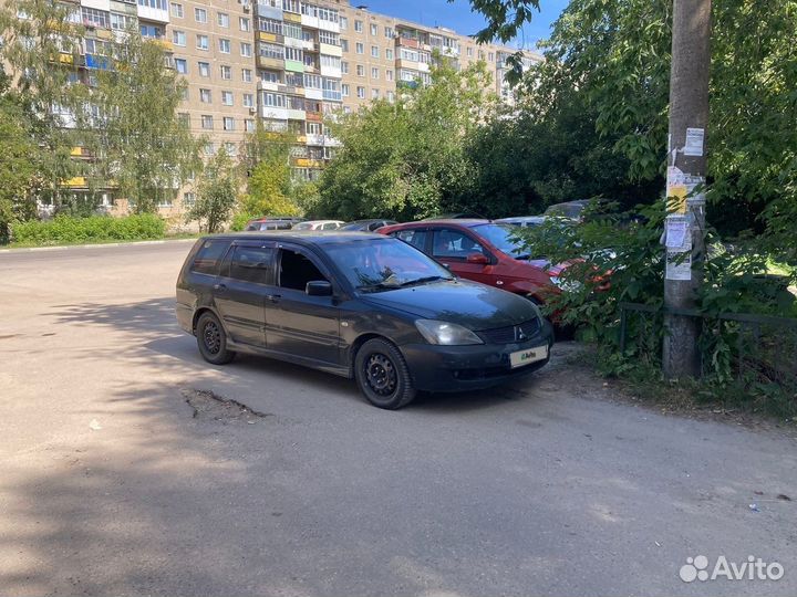 Mitsubishi Lancer 2.0 МТ, 2004, битый, 263 600 км